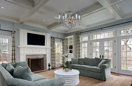 Eleganter Kristallkronleuchter für das Wohnzimmer im Landhausstil L420CE Eleganter Kristallkronleuchter für das Wohnzimmer im Landhausstil L420CE